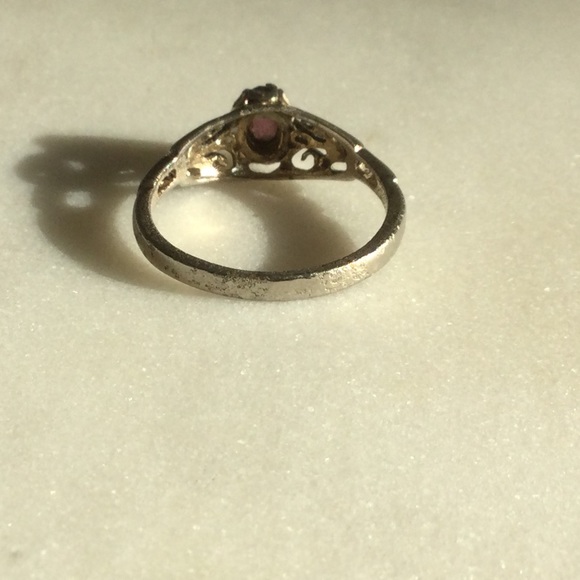 Vintage Silver Ring With Purple Stone - Picture 6 of 6
